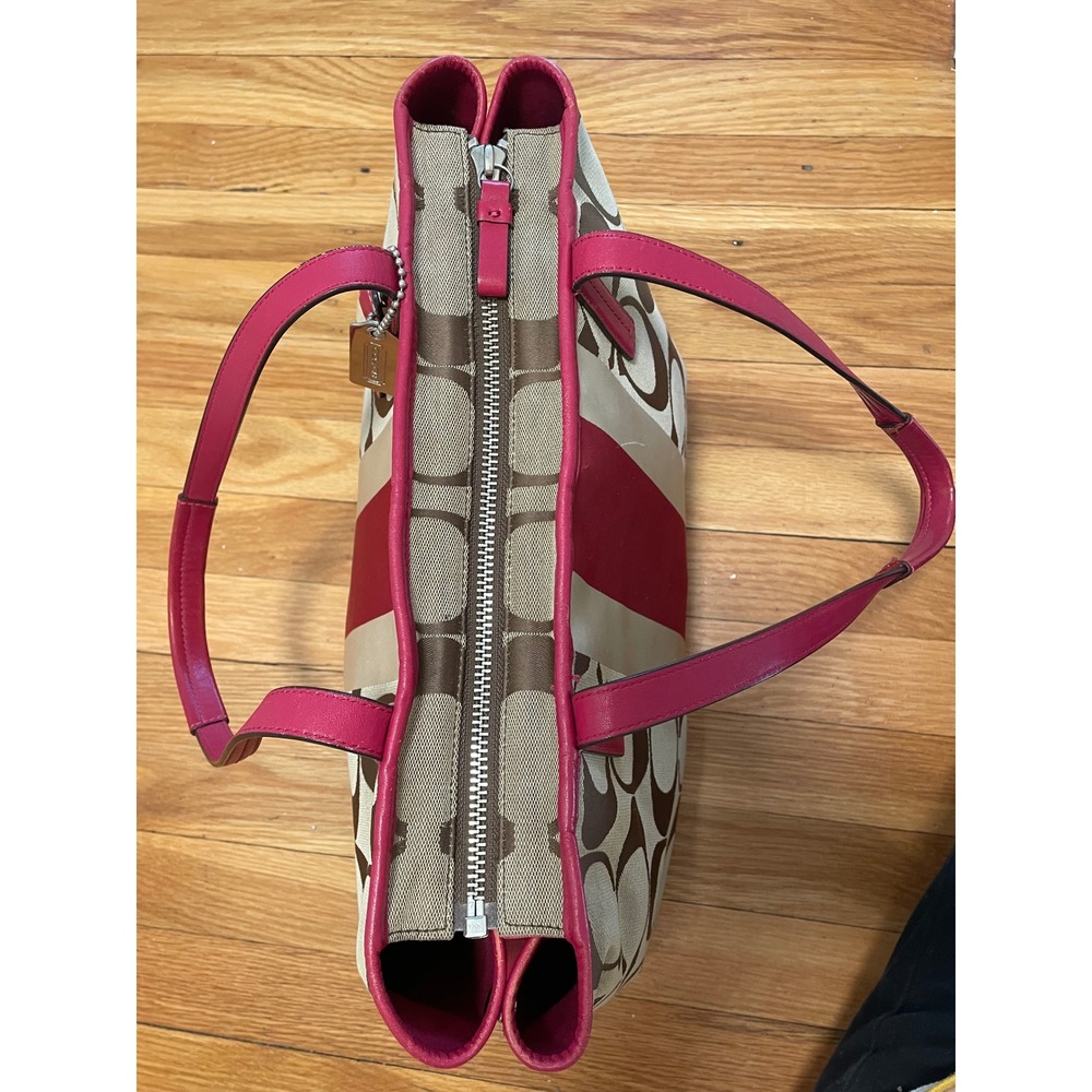 Coach Hamptons Weekend Signature Stripe Tote Purse Berry Style 10054 - Picture 4 of 13